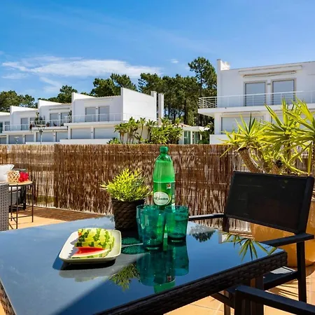 Luxury In Serene Location With Pool & Private Garden * Quarteira